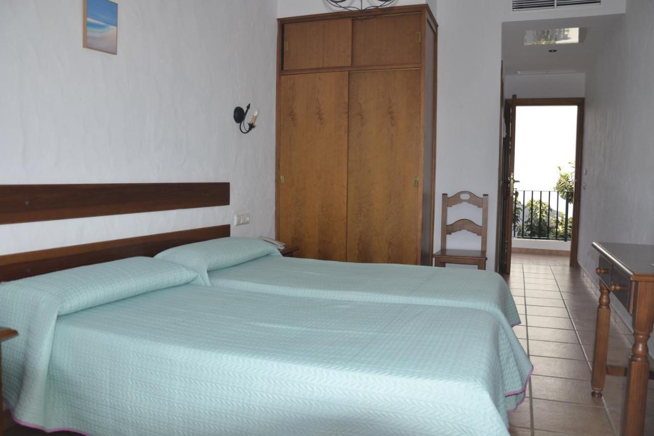 Hotel Oasis Atalaya コニル・デ・ラ・フロンテラ エクステリア 写真