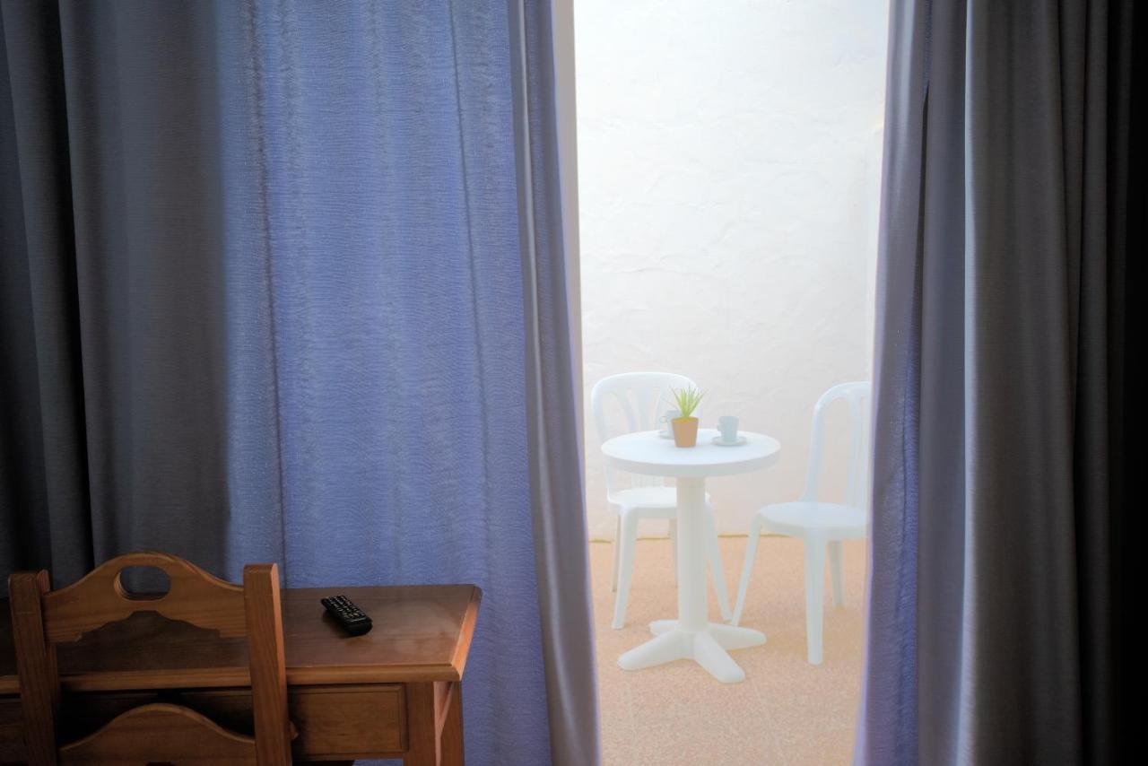 Hotel Oasis Atalaya コニル・デ・ラ・フロンテラ エクステリア 写真