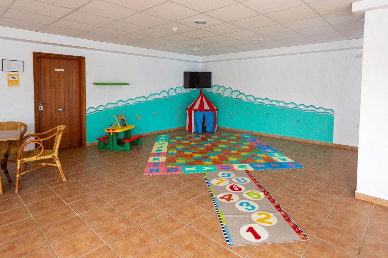 Hotel Oasis Atalaya コニル・デ・ラ・フロンテラ エクステリア 写真