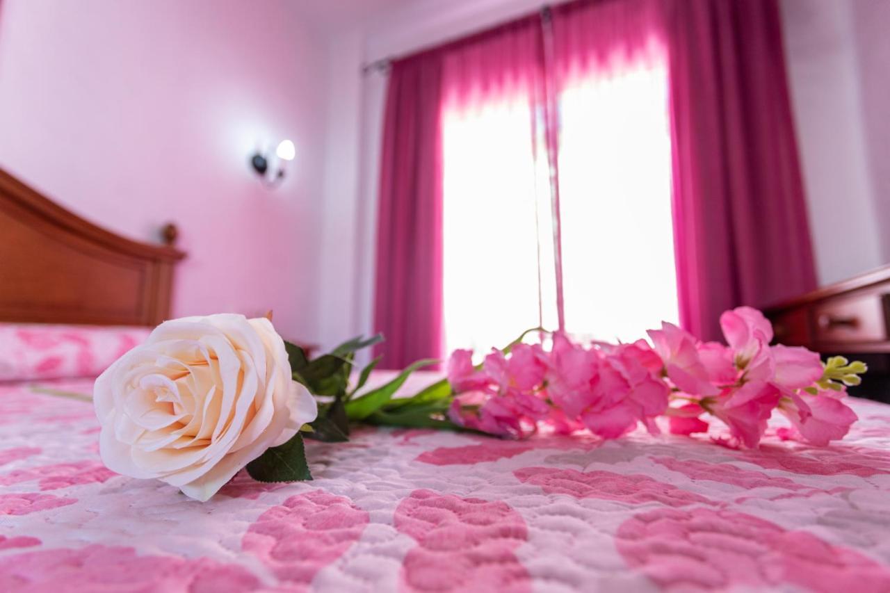 Hotel Oasis Atalaya コニル・デ・ラ・フロンテラ エクステリア 写真